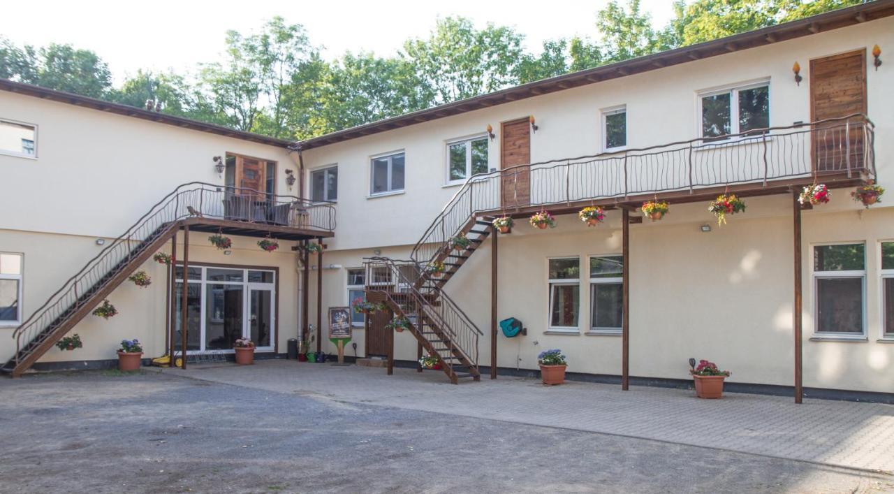 Apartment Black Der Sportschule Badura Leipzig Exterior foto